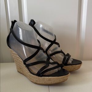 NINE WEST 4-1/2” WEDGE HEEL BLACK SANDALS (sz 9.5)